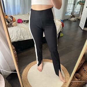 Athleta Women’s 6 Petite Interstellar Tight Black White